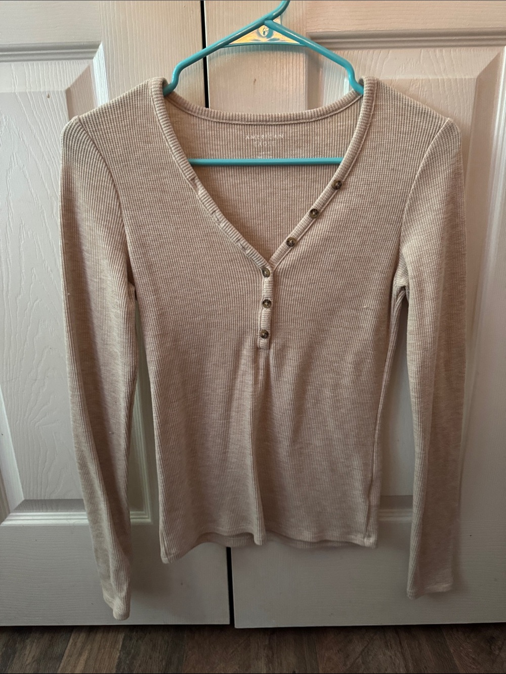 American Eagle Ribbed V-Neck Long Sleeve Top - Beige Size Small
